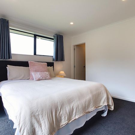 Stylish 4 Bedroom House Brand New In Rotorua Exterior foto